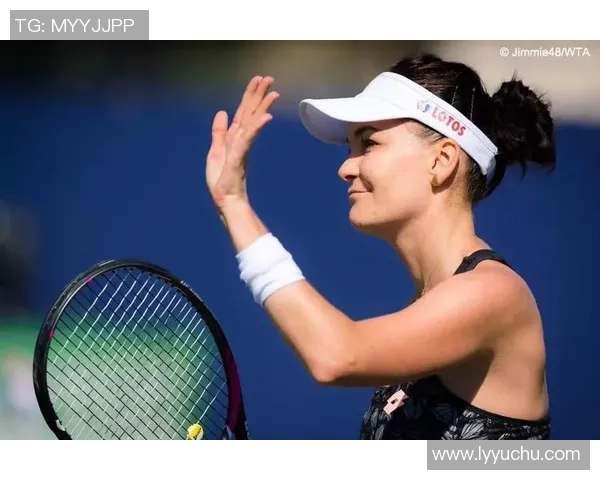 足球场上的伤痛与坚持：运动员背后的故事与心路历程